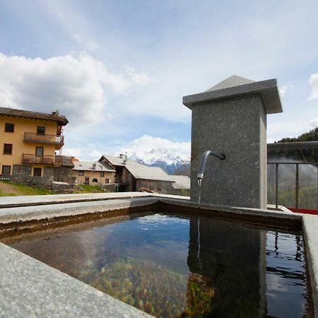 Mountain Cave Hotell Aosta Eksteriør bilde
